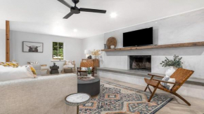 Cava House, Hot tub, Cowboy Pool, Fire pit!